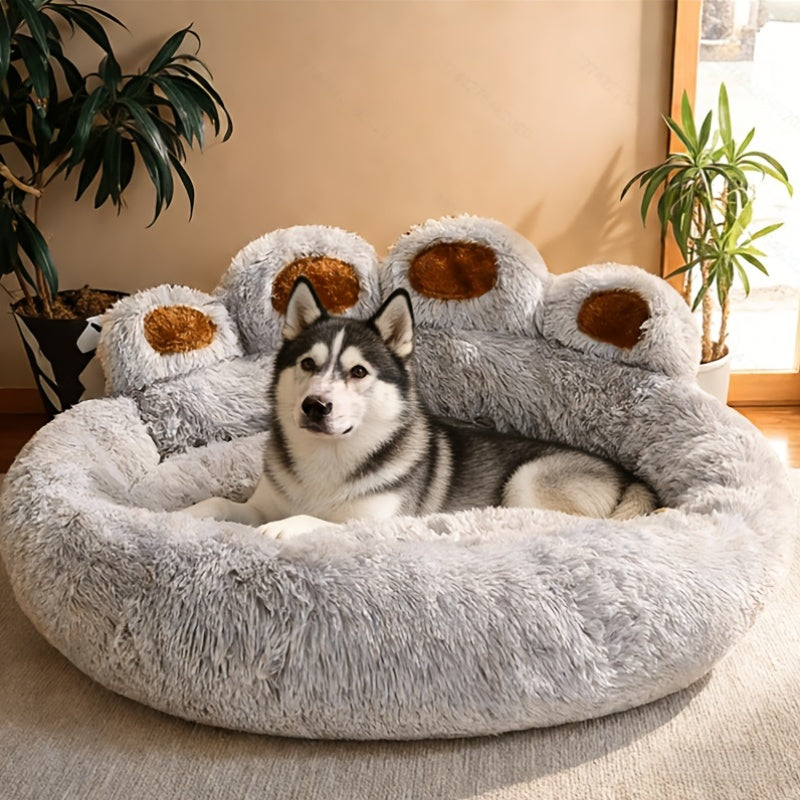 Oversized Extra-Large Pet Bed Measuring 27 Inches And 43 Inches, Featuring a Thickened Bear Claw Design. It Is Super Soft with a Plush Texture, Has an Anti-Slip Bottom, And Is Machine Washable. Suitable for Both Cats And Dogs